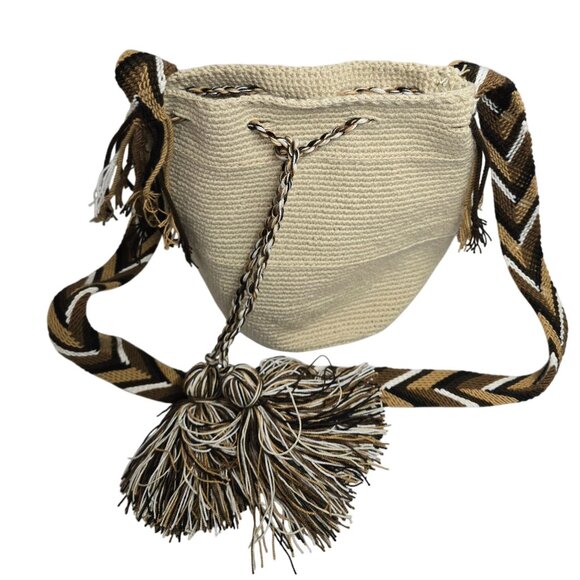 Handwoven Beige Crossbody Bag With Chevron Strap & Tassels lagenlook boho - Picture 4 of 7